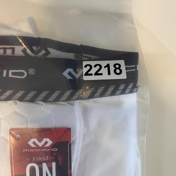 McDavid Compression Pants Mens 2XL XXL White HEX 3/4 Basketball Tailbone Padded - Picture 11 of 11